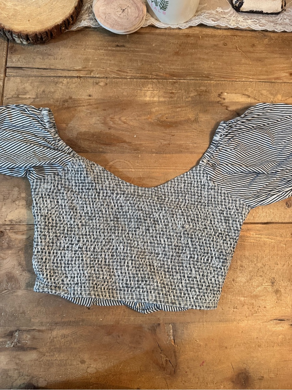American Eagle Outfitters Blue and White Striped Smocked Puff-Sleeve Crop Top